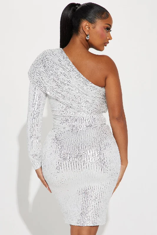 Alexia Sequin Midi Dress - Silver