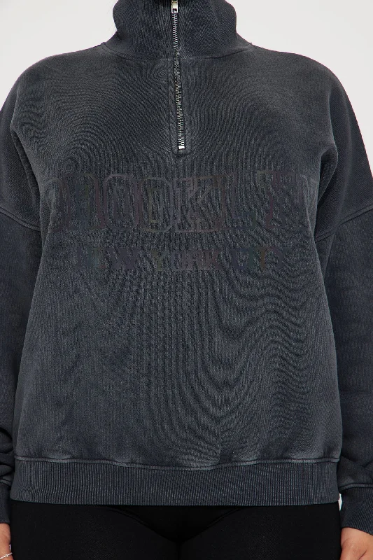 Brooklyn New York Reflective Sweatshirt - Charcoal