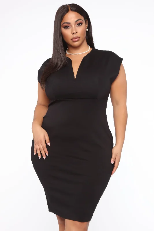 CEO Moves Midi Dress - Black