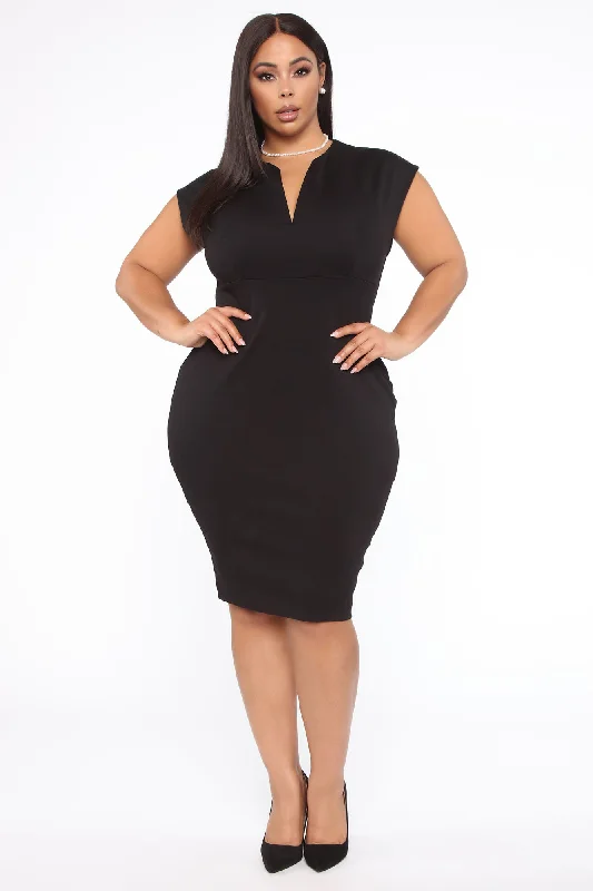 CEO Moves Midi Dress - Black