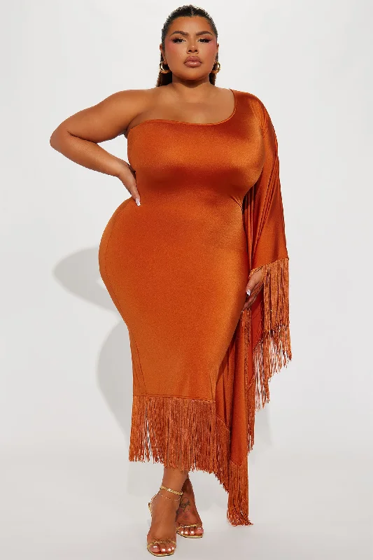 Feeling Fringe Midi Dress - Rust