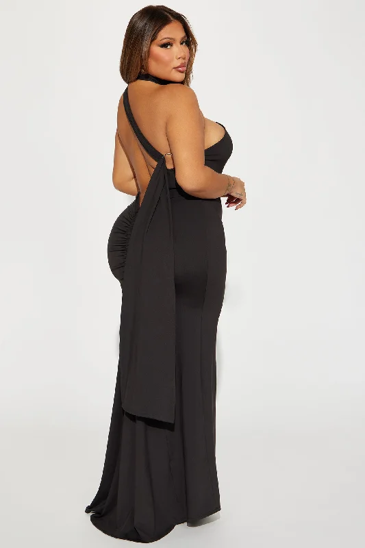 Kiara Ruched Maxi Dress - Black