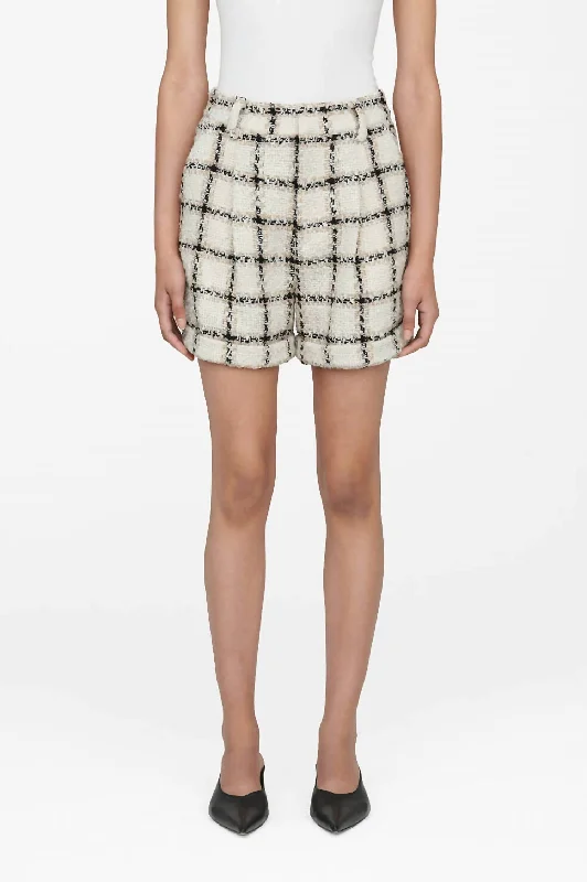 Becky Shorts In Beige Plaid