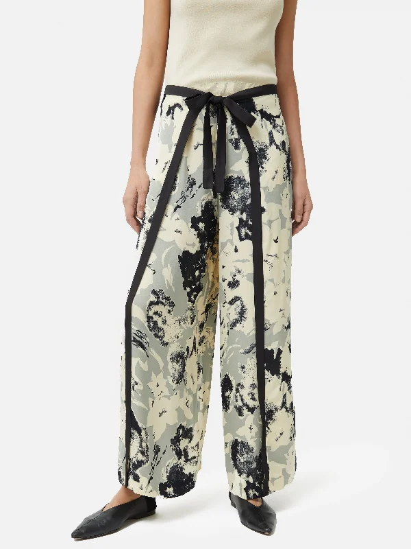 Floral Echo Wrap Trouser | Grey