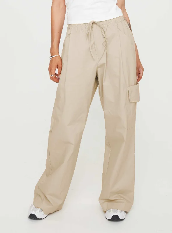 Isadore Cargo Pants Beige