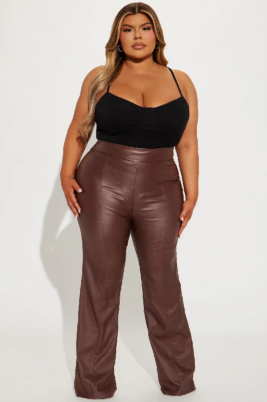 Petite Victoria High Waisted Dress Pants Faux Leather 32 - Brown